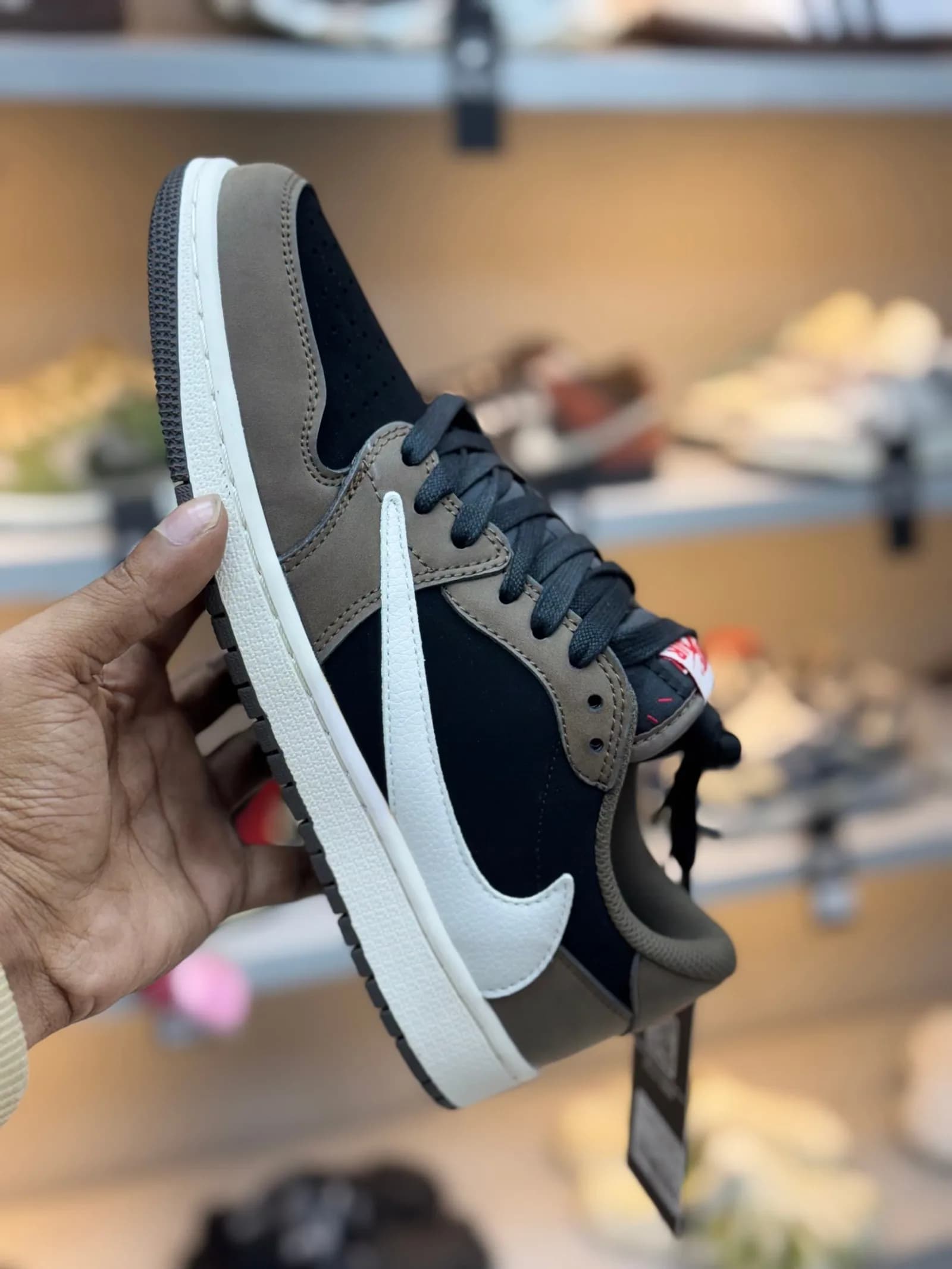 J1 Low x Travis Scott Macha thumbnail 3