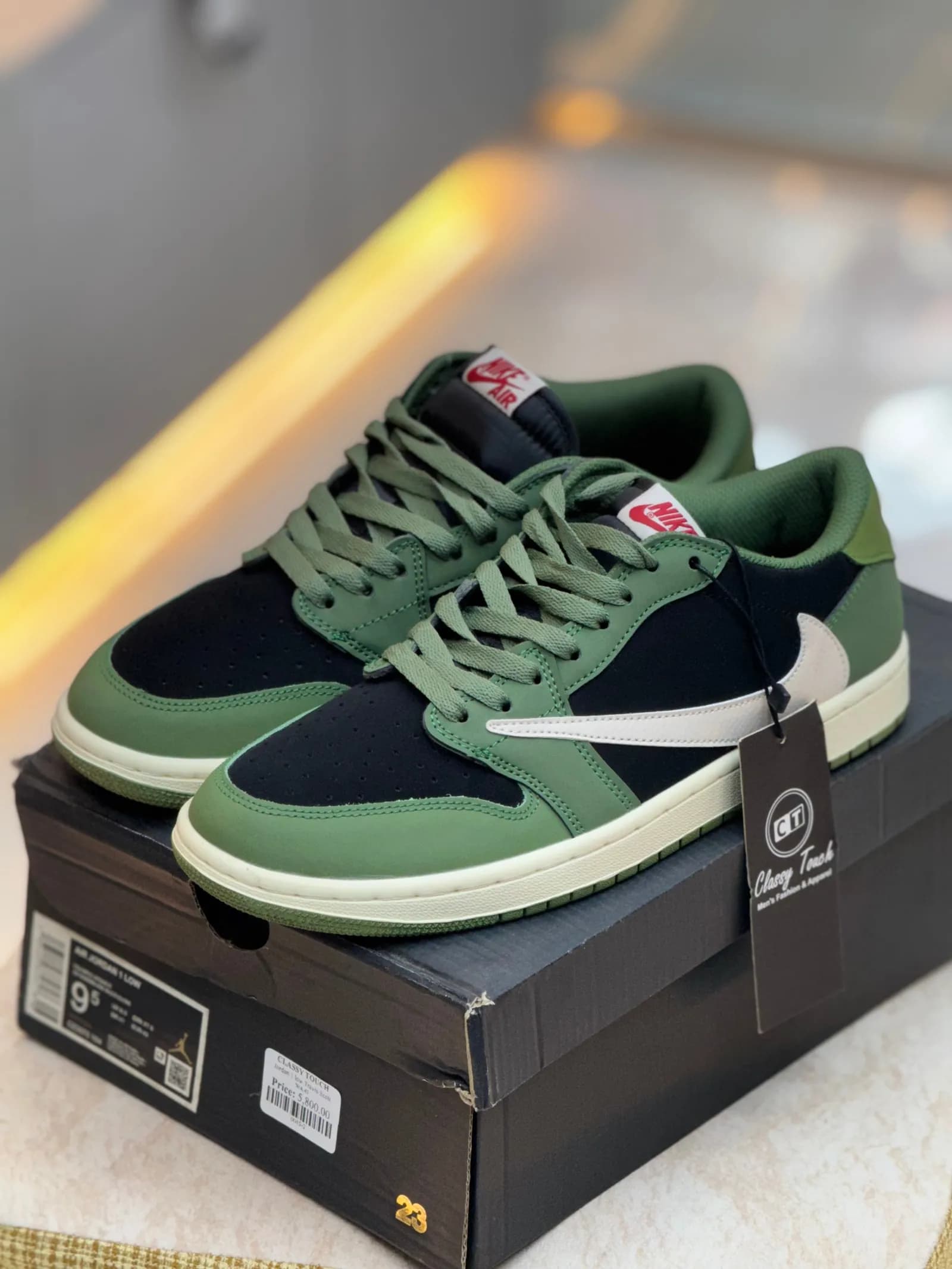 Nike Air Jordan 1 Low | Travis Scott thumbnail 4