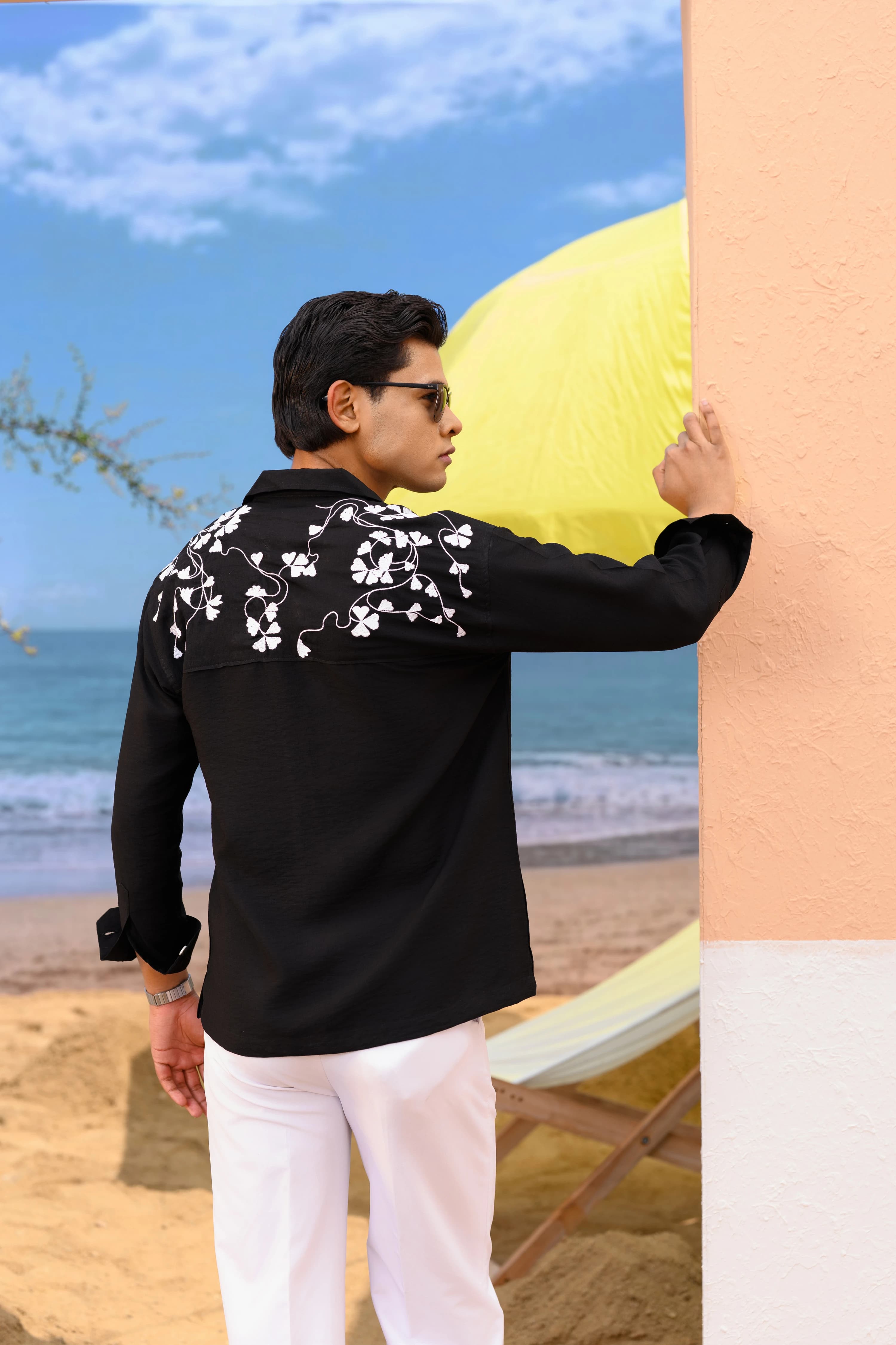 Floral Embo Shirt | Black thumbnail 4