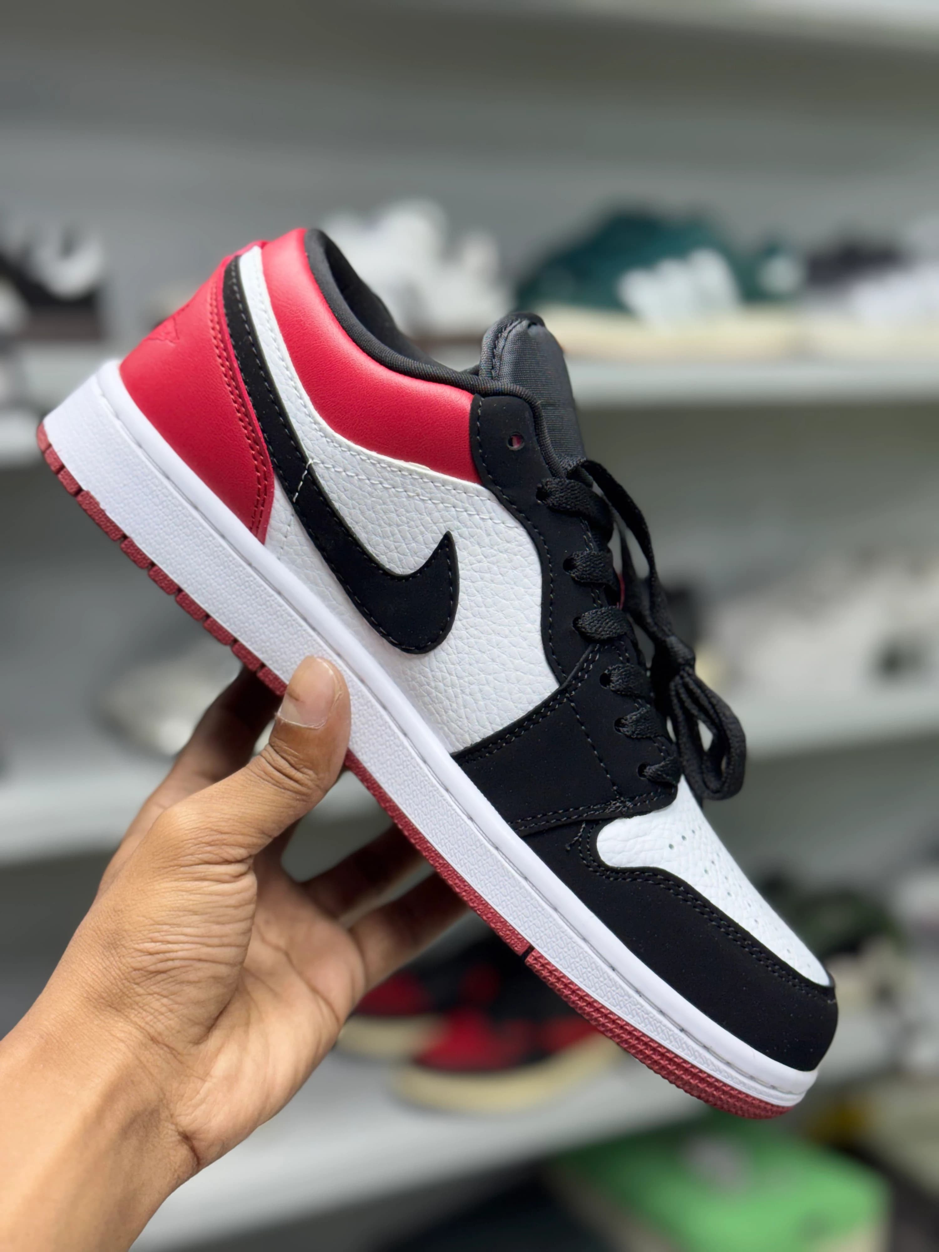 Air Jordan 1 Low - Red thumbnail 1