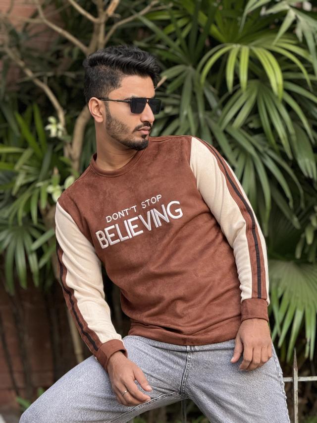 Premium Sweatshirt 