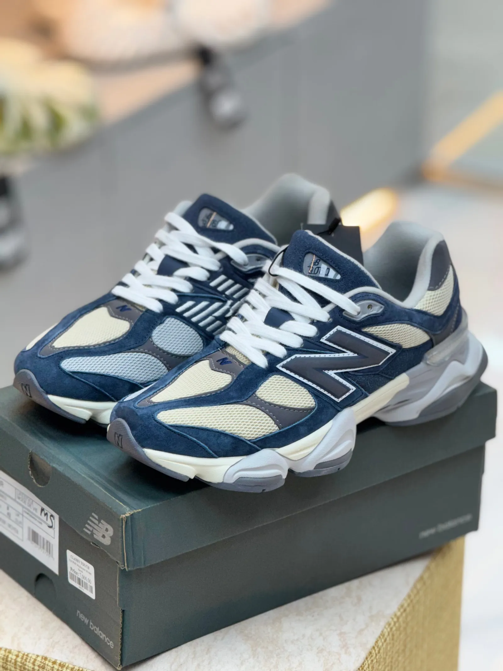 New Balance 9060